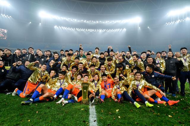 泰山队夺得双冠实至名归 或为后金元时代指明方向