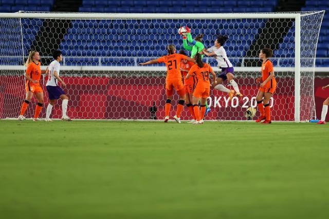 完美世界对战平台-马德兴：铿锵玫瑰时代一去不复返 谁制造耻辱历史？